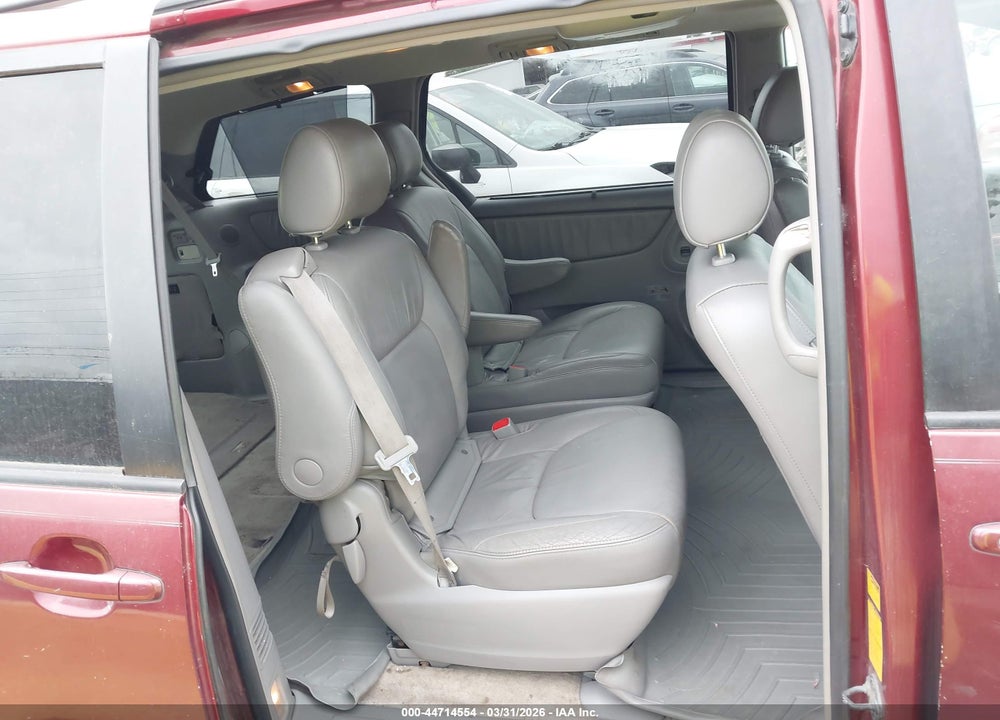 2008 TOYOTA SIENNA LIMITED VIN: 5TDZK22C98S114429