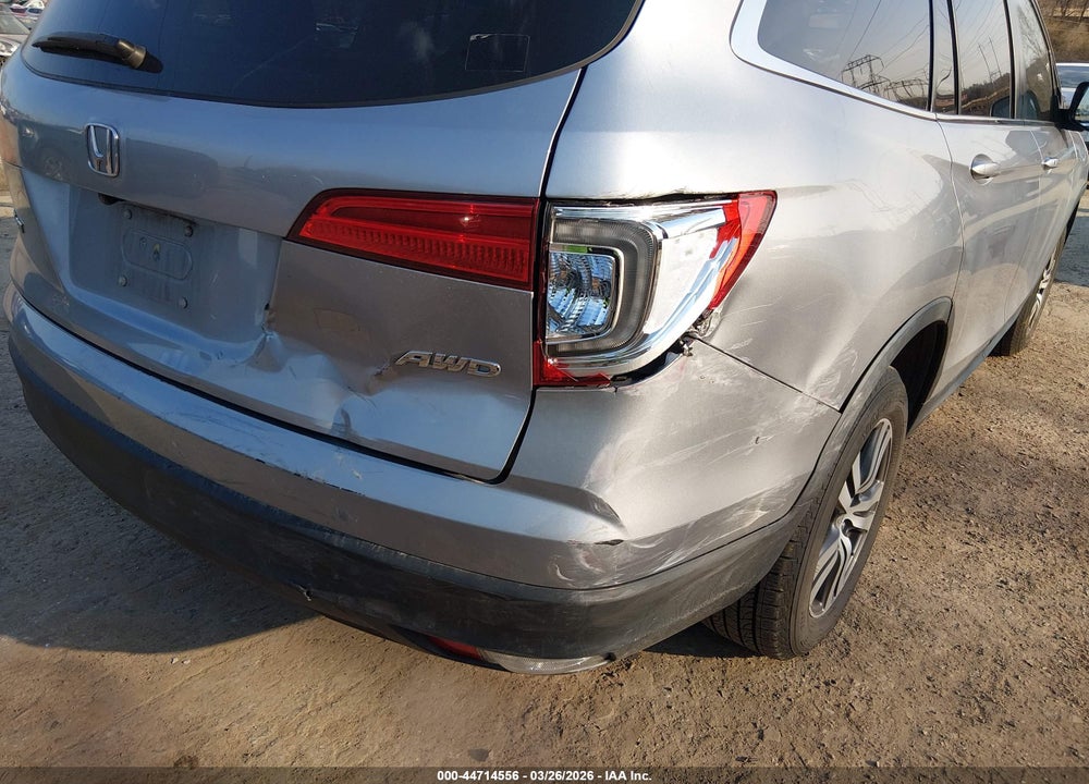 2017 HONDA PILOT EX-L VIN: 5FNYF6H59HB030034
