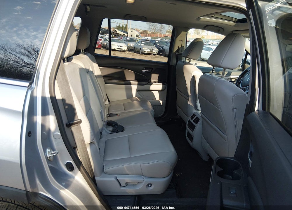 2017 HONDA PILOT EX-L VIN: 5FNYF6H59HB030034