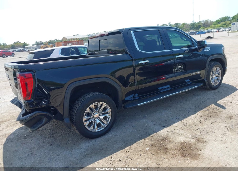 2020 GMC SIERRA 1500 4WD  SHORT BOX DENALI VIN: 3GTU9FED2LG364149