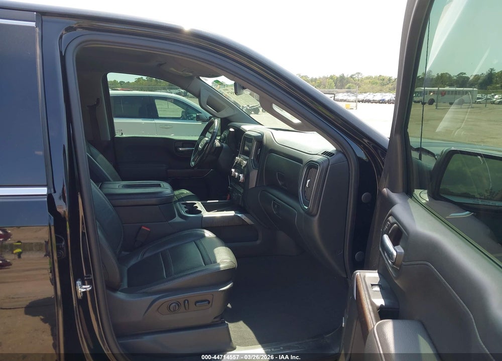2020 GMC SIERRA 1500 4WD  SHORT BOX DENALI VIN: 3GTU9FED2LG364149