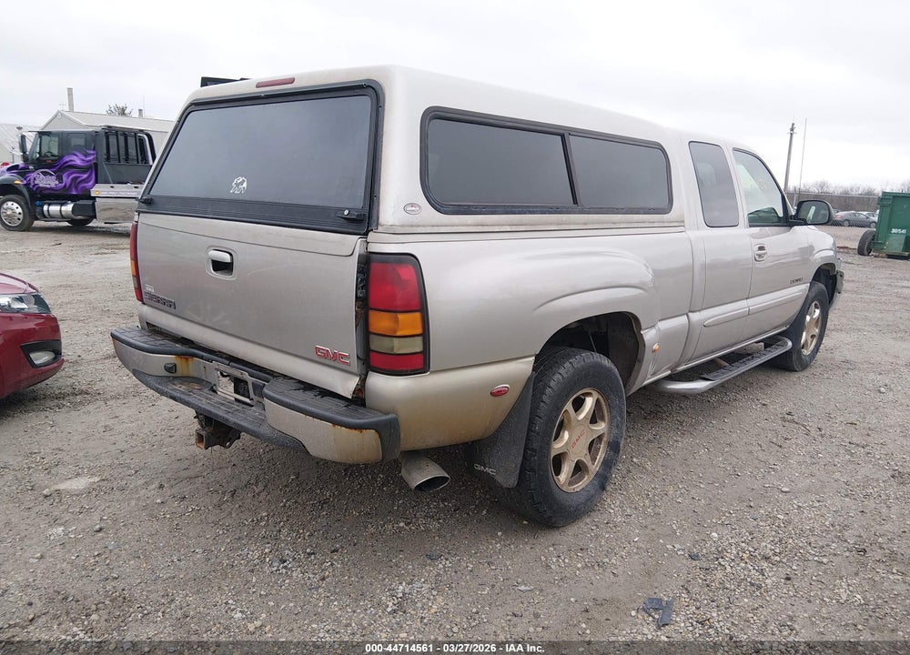 2004 GMC SIERRA 1500 DENALI VIN: 2GTFK69U441246881