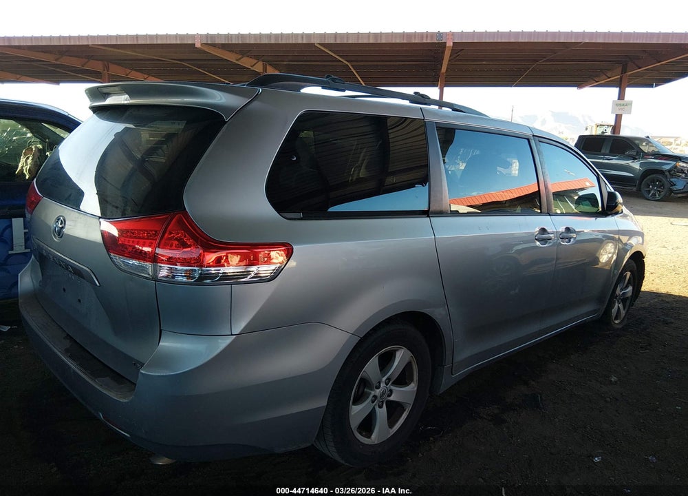 2013 TOYOTA SIENNA LE V6 8 PASSENGER VIN: 5TDKK3DC3DS375442