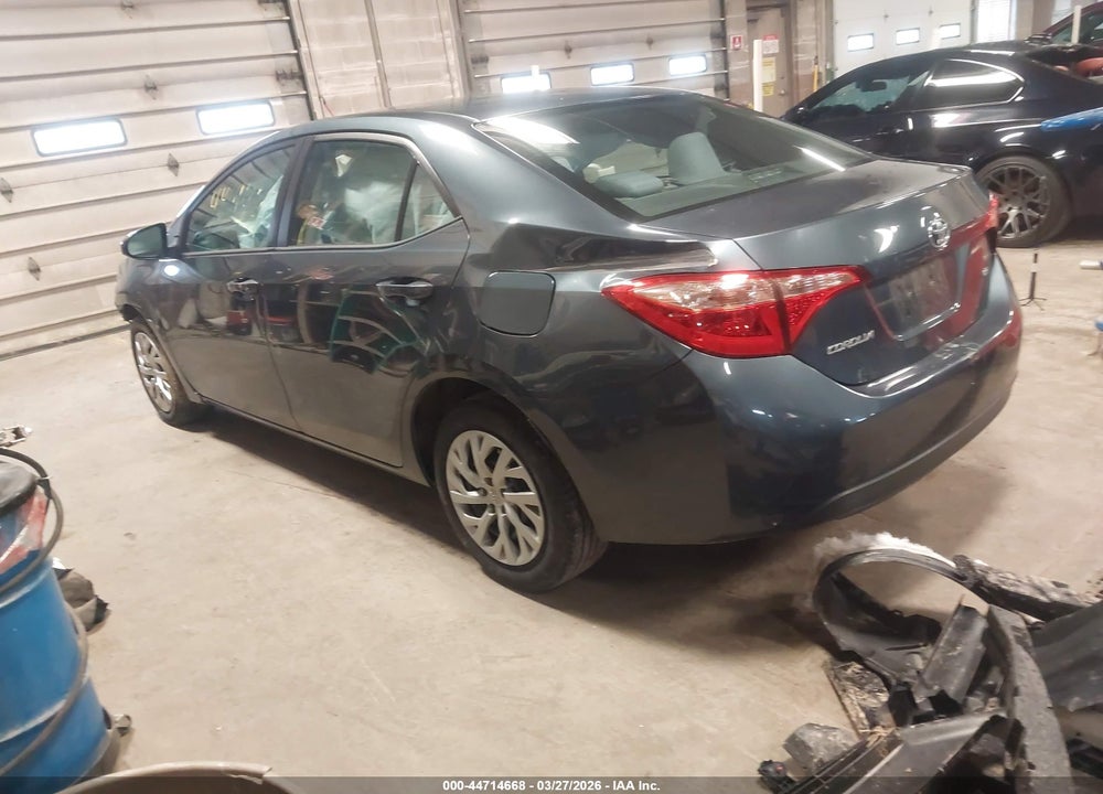 2017 TOYOTA COROLLA LE VIN: 2T1BURHE3HC881800