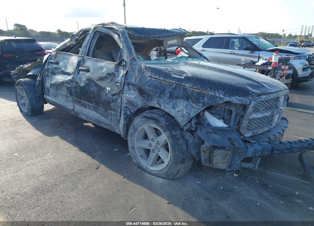2014 RAM 1500 EXPRESS VIN: 1C6RR6KT6ES356785
