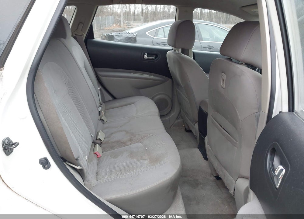 2013 NISSAN ROGUE S VIN: JN8AS5MT6DW537138