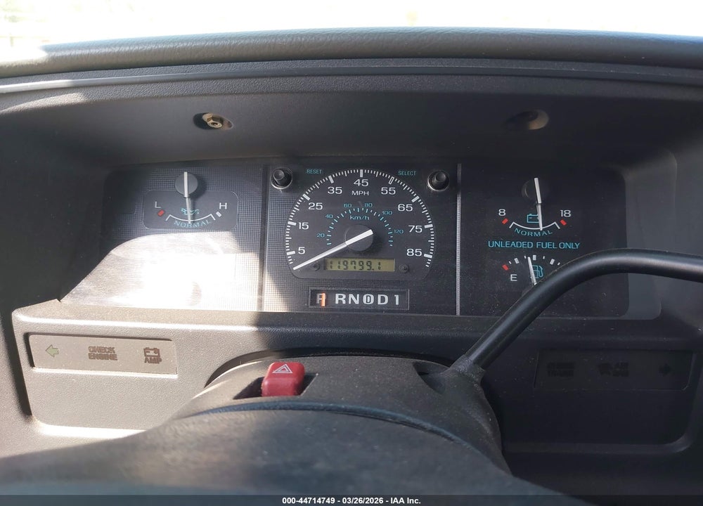 1992 FORD ECONOLINE E150 VAN VIN: 1FDEE14N4NHB28832