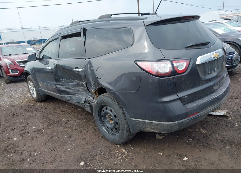 2015 CHEVROLET TRAVERSE LS VIN: 1GNKVFKD2FJ136041