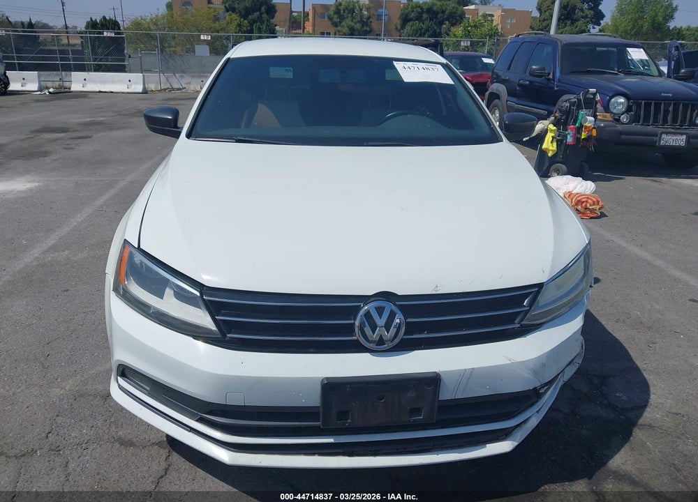 2016 VOLKSWAGEN JETTA 1.8T SPORT VIN: 3VWD17AJ3GM294769
