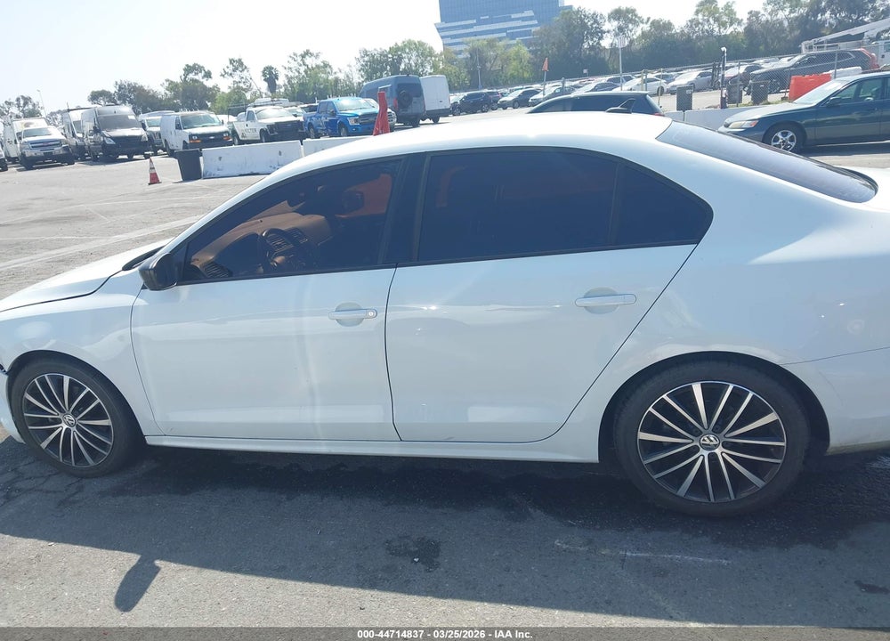 2016 VOLKSWAGEN JETTA 1.8T SPORT VIN: 3VWD17AJ3GM294769