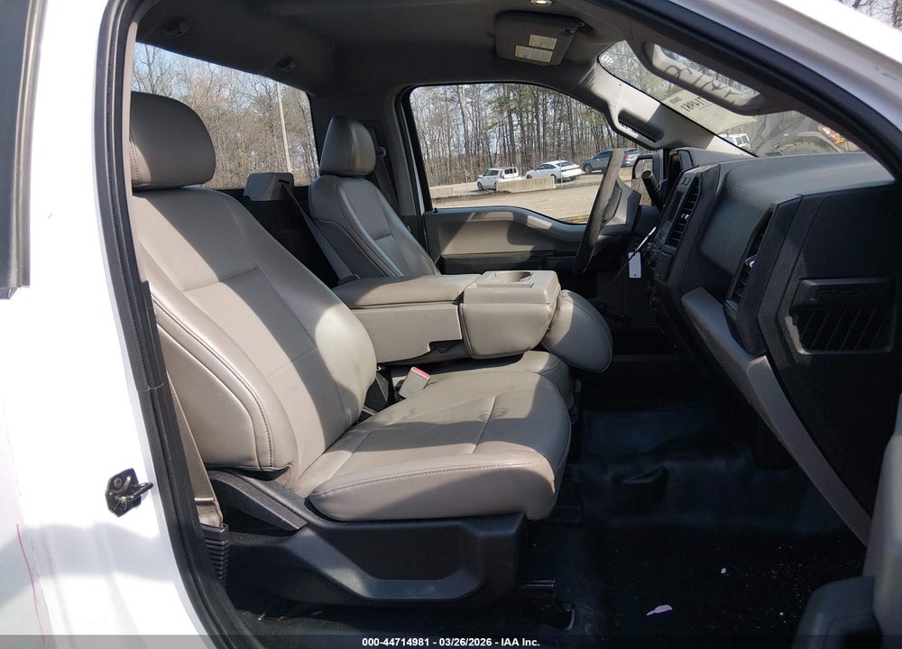 2016 FORD F-150 XL VIN: 1FTMF1C88GKD20916