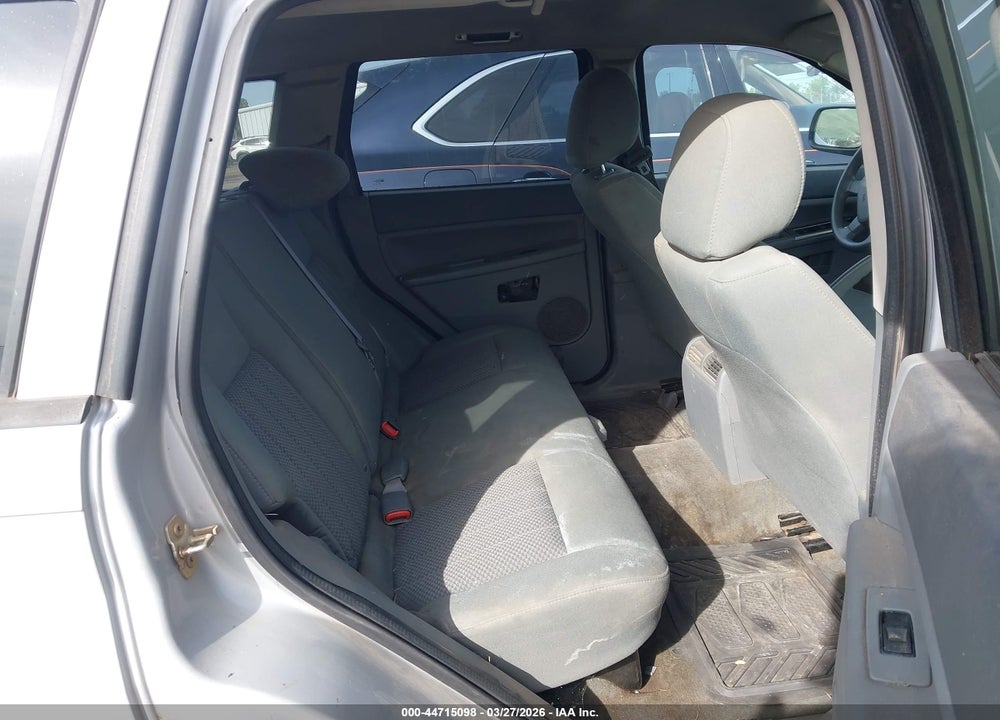 2005 JEEP GRAND CHEROKEE LAREDO VIN: 1J4GS48K05C726690
