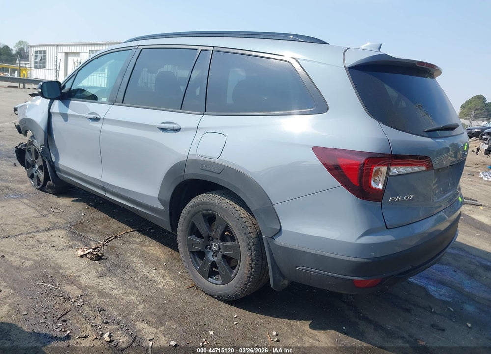 2022 HONDA PILOT AWD TRAILSPORT VIN: 5FNYF6H87NB068125