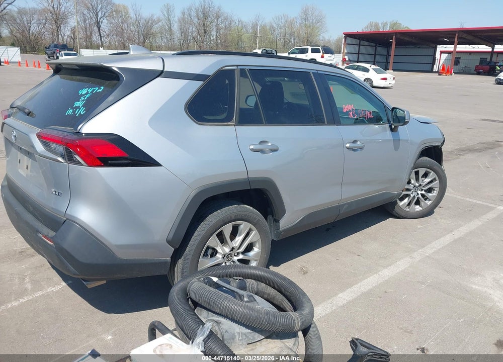 2024 TOYOTA RAV4 XLE PREMIUM VIN: 2T3C1RFVXRC258893