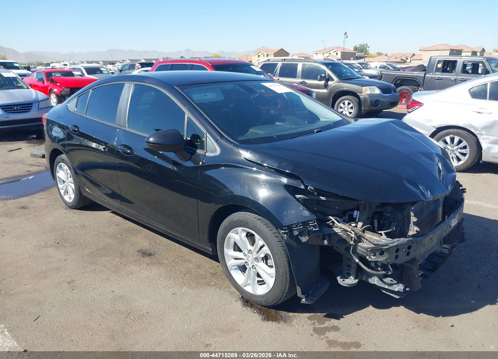 2019 CHEVROLET CRUZE LS VIN: 1G1BC5SM1K7141336