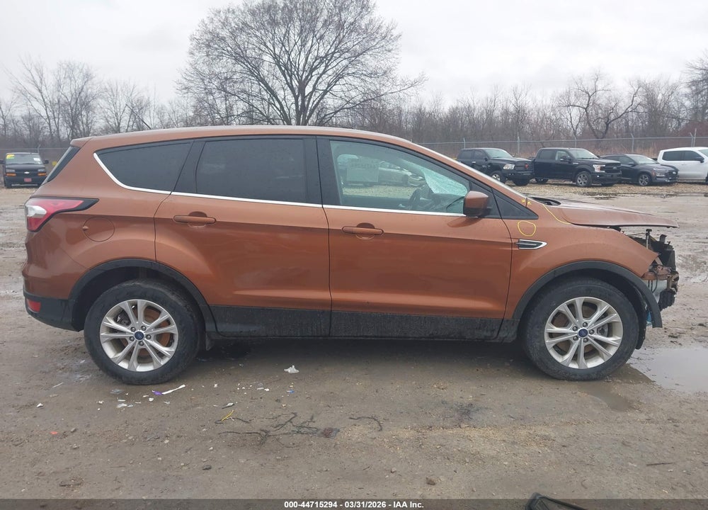 2017 FORD ESCAPE SE VIN: 1FMCU9GD6HUD73929