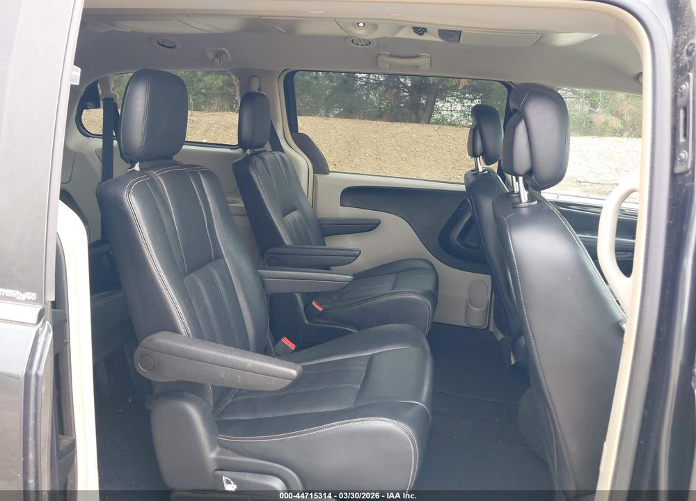 2014 CHRYSLER TOWN & COUNTRY TOURING VIN: 2C4RC1BG3ER243202