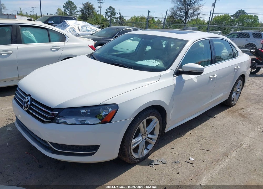 2014 VOLKSWAGEN PASSAT 1.8T SE VIN: 1VWBS7A3XEC027911