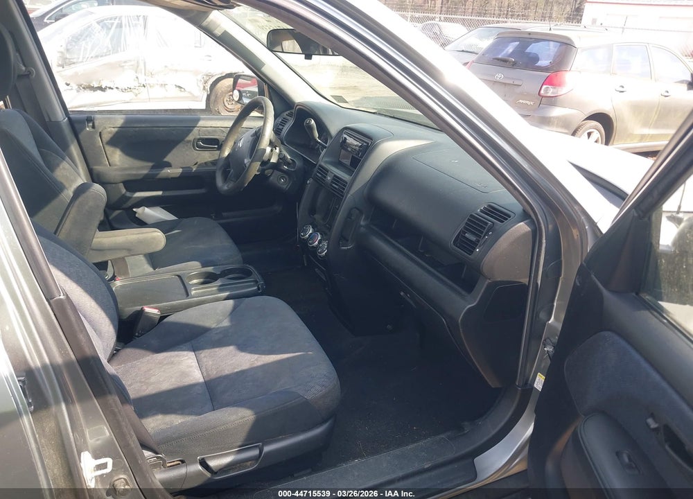2006 HONDA CR-V LX VIN: JHLRD68506C002372