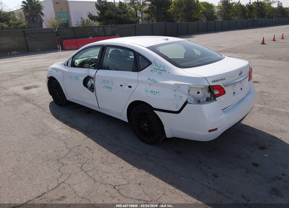 2015 NISSAN SENTRA SV VIN: 3N1AB7AP9FL689425