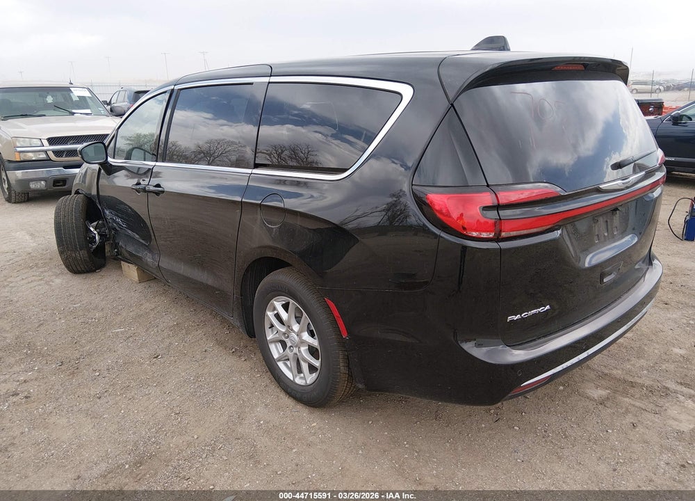 2026 CHRYSLER PACIFICA SELECT VIN: 2C4RC1BGXTR231027