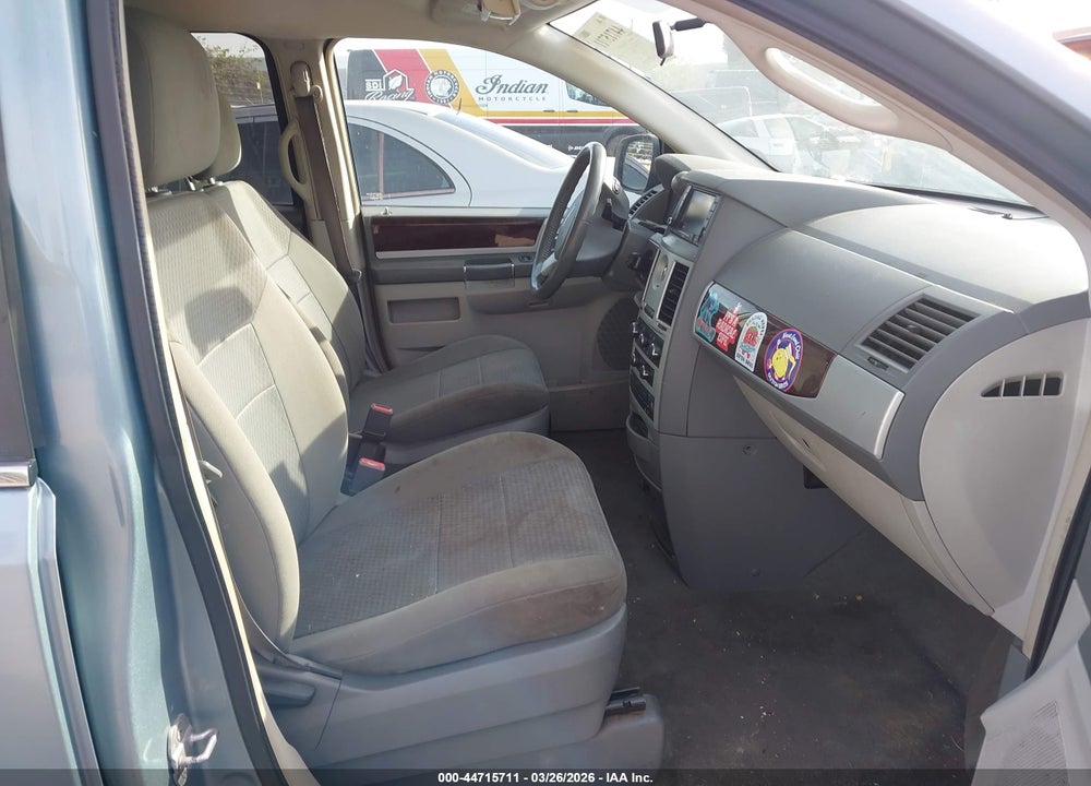 2010 CHRYSLER TOWN & COUNTRY TOURING VIN: 2A4RR5D12AR377136