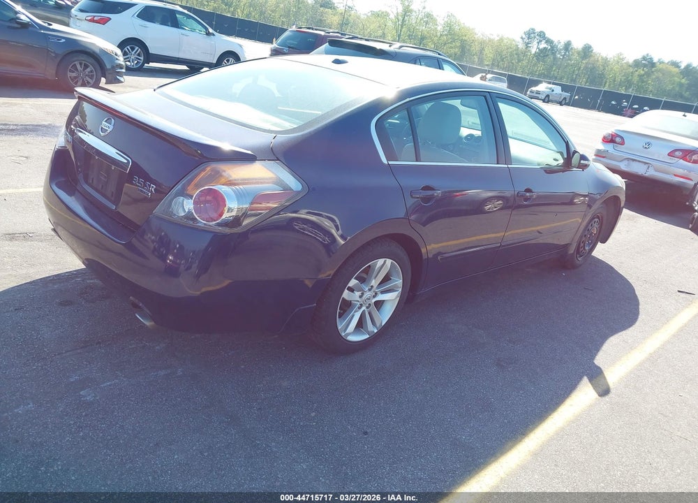 2011 NISSAN ALTIMA 3.5 SR VIN: 1N4BL2AP8BN452149