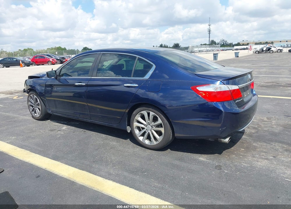2015 HONDA ACCORD SPORT VIN: 1HGCR2F56FA181529