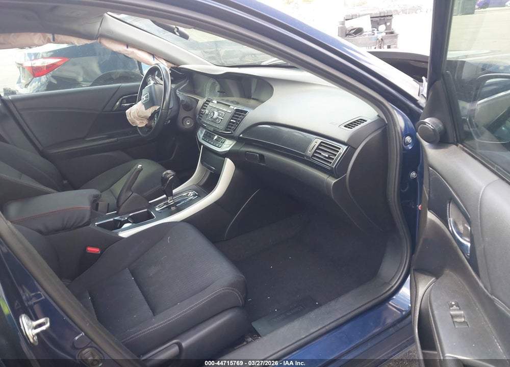 2015 HONDA ACCORD SPORT VIN: 1HGCR2F56FA181529
