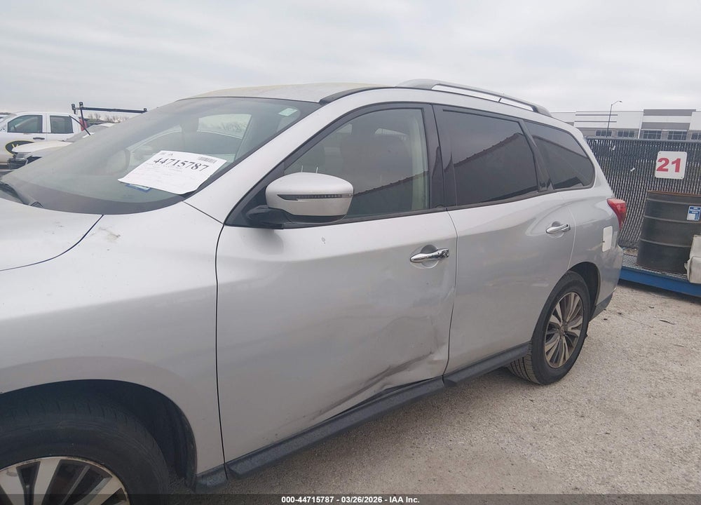 2018 NISSAN PATHFINDER SV VIN: 5N1DR2MN4JC616093