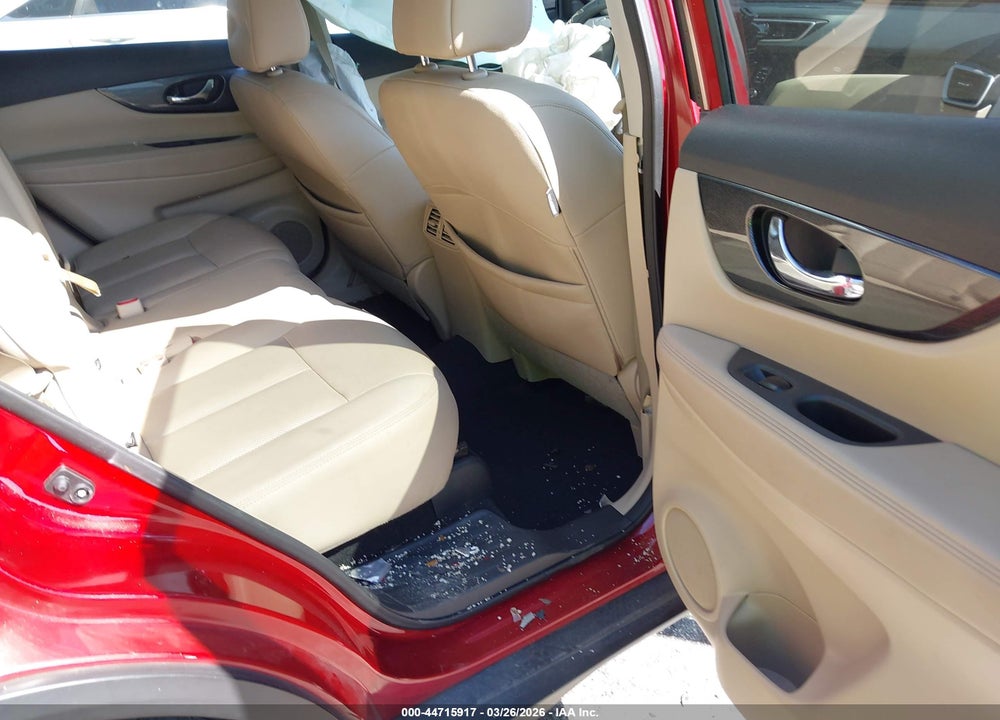 2016 NISSAN ROGUE SL VIN: 5N1AT2MT2GC856559