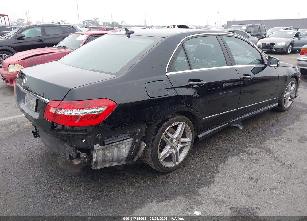2012 MERCEDES-BENZ E 350 VIN: WDDHF5KB2CA569711