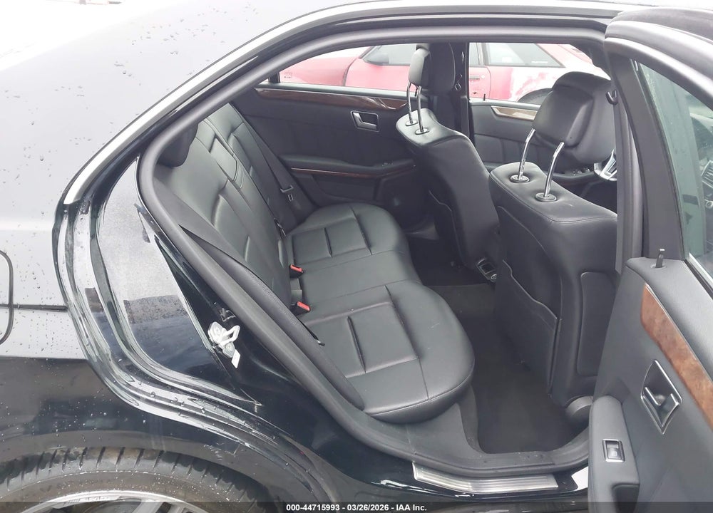 2012 MERCEDES-BENZ E 350 VIN: WDDHF5KB2CA569711