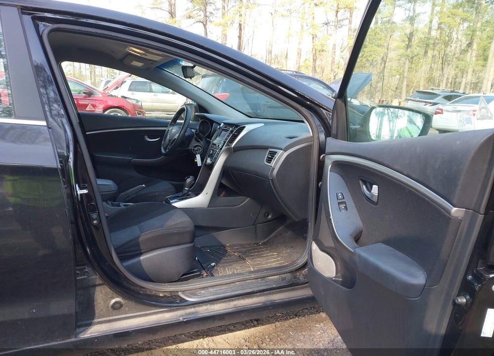 2016 HYUNDAI ELANTRA GT VIN: KMHD35LH4GU325191