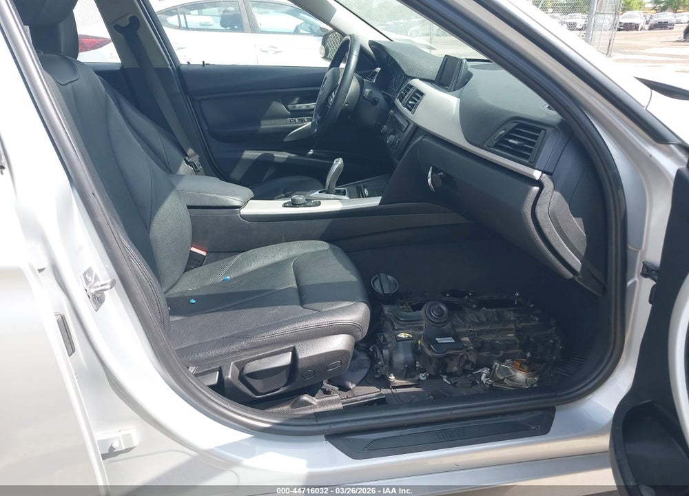 2013 BMW 320I XDRIVE VIN: WBA3C3C56DF981495