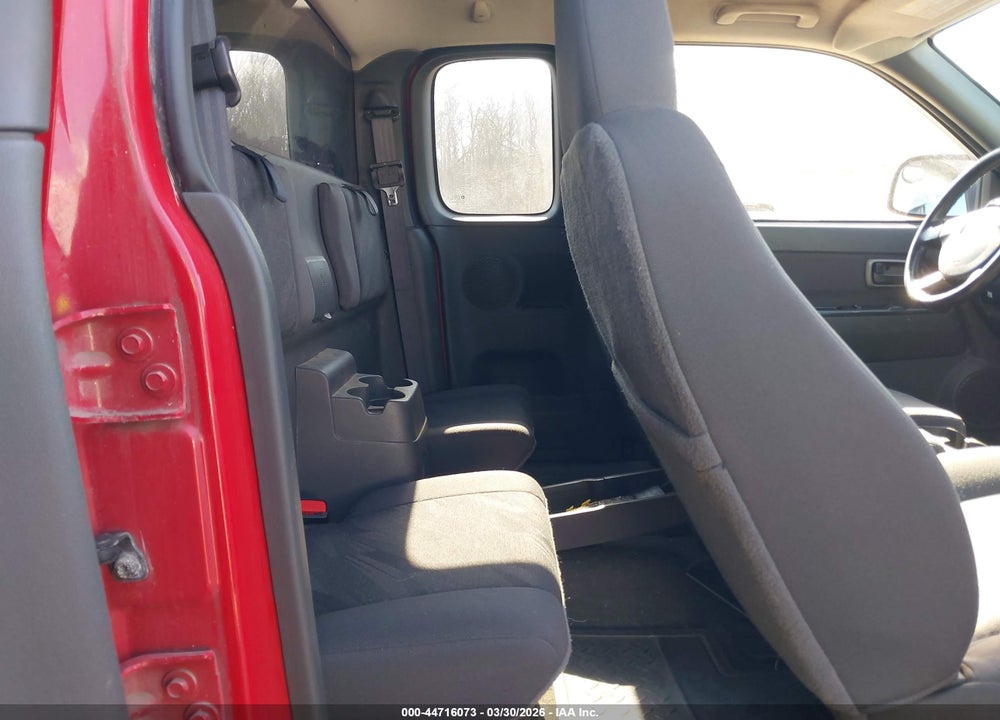 2005 CHEVROLET COLORADO LS VIN: 1GCDT196958173966