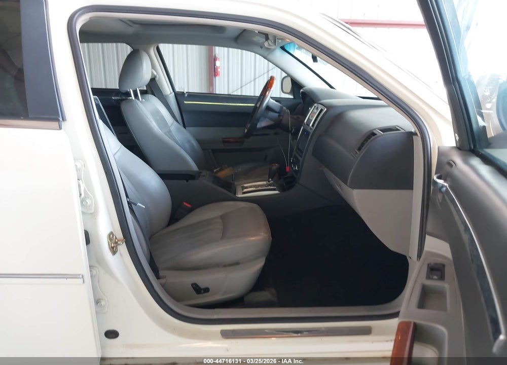 2006 CHRYSLER 300C VIN: 2C3LA63H36H455853