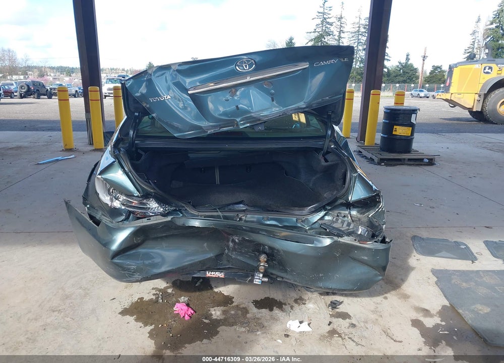 2002 TOYOTA CAMRY LE VIN: 4T1BE32K02U592002