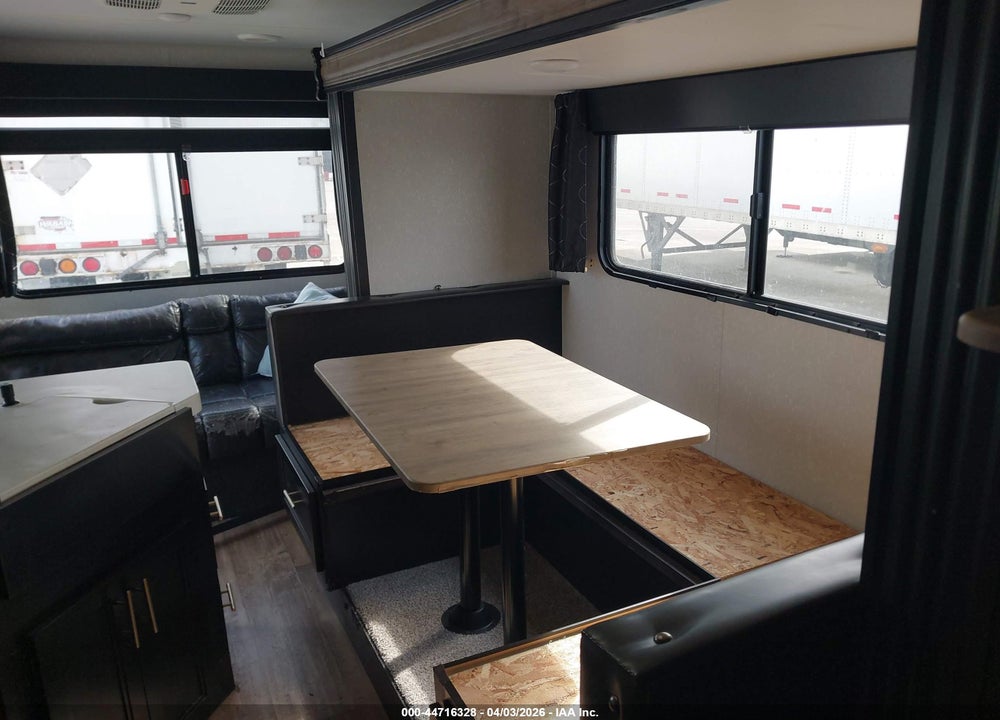 2021 FOREST RIVER OTHER VIN: 4X4TCKY20MK070429