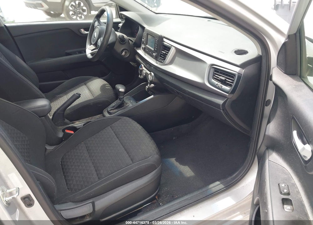 2018 KIA RIO S VIN: 3KPA24AB7JE081304