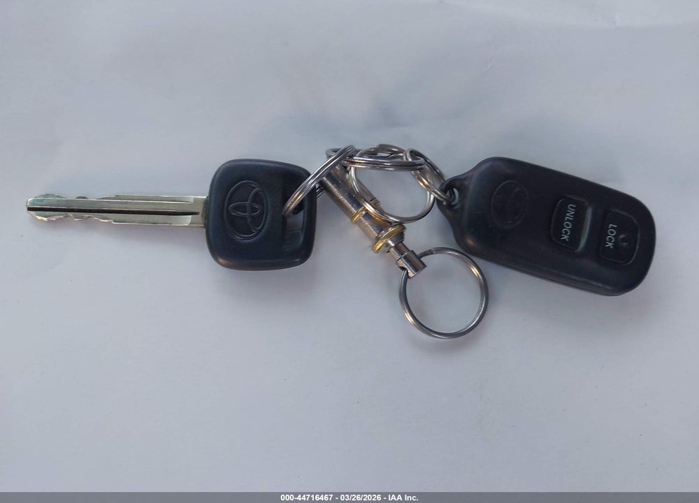 2006 TOYOTA HIGHLANDER V6 VIN: JTEGP21A160125512