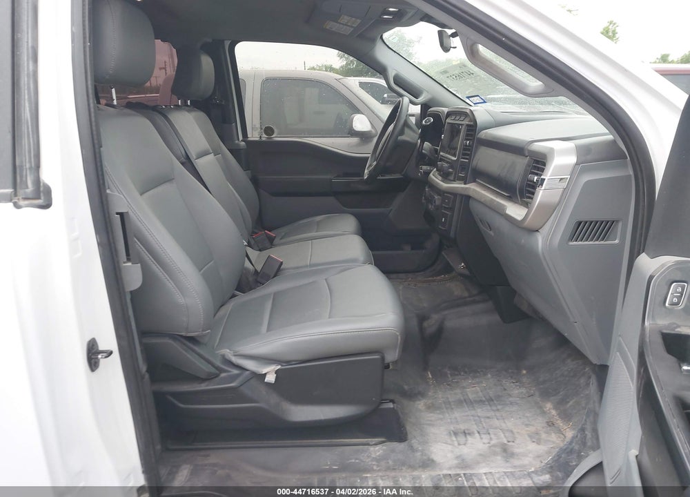 2021 FORD F-150 XL VIN: 1FTFX1E51MKF00100