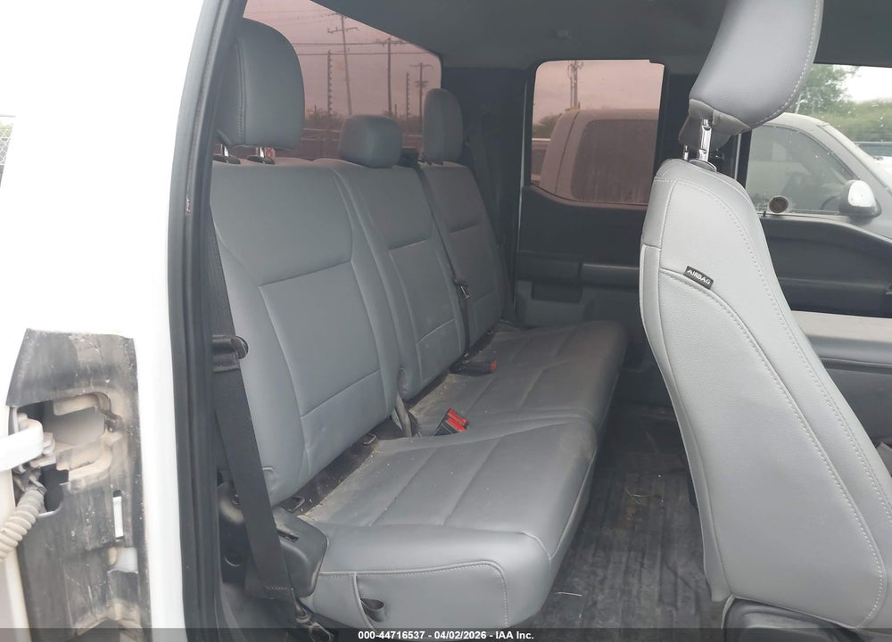 2021 FORD F-150 XL VIN: 1FTFX1E51MKF00100