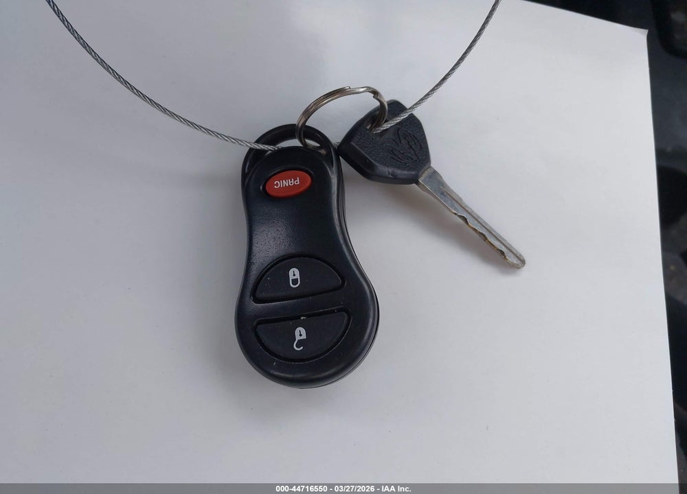 2000 DODGE DURANGO VIN: 1B4HS28Z1YF305685