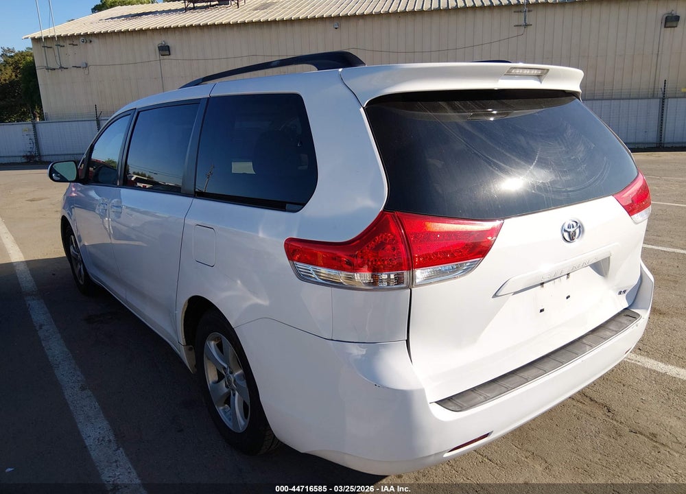 2013 TOYOTA SIENNA LE V6 8 PASSENGER VIN: 5TDKK3DC4DS297950