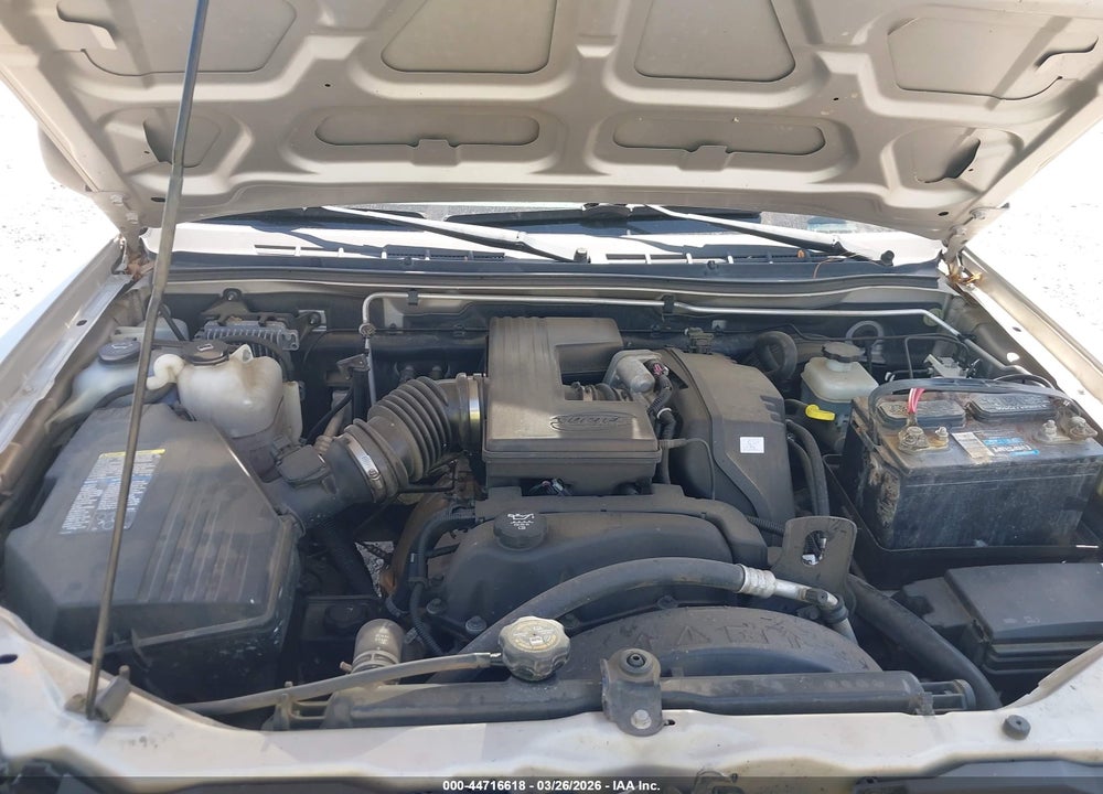 2004 CHEVROLET COLORADO LS VIN: 1GCCS136448201274