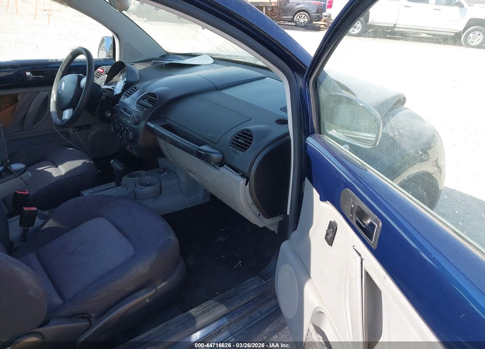 2003 VOLKSWAGEN NEW BEETLE GLS 2.0L VIN: 3VWCK21C23M425410