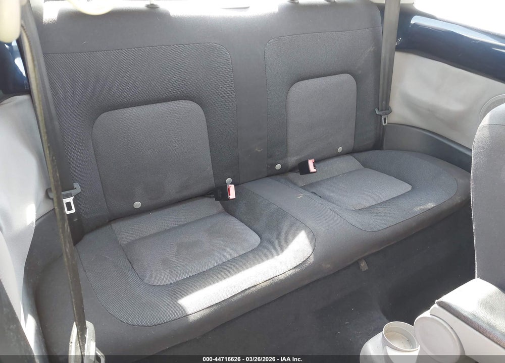 2003 VOLKSWAGEN NEW BEETLE GLS 2.0L VIN: 3VWCK21C23M425410
