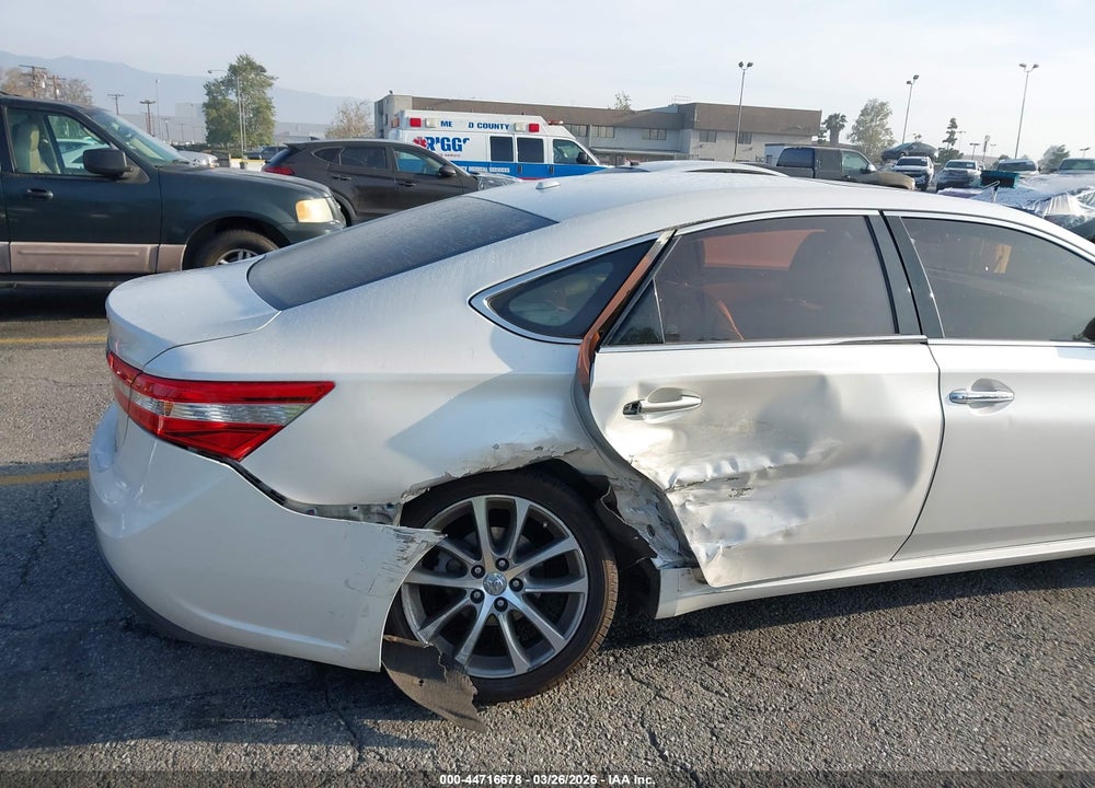 2015 TOYOTA AVALON XLE TOURING VIN: 4T1BK1EB4FU190370