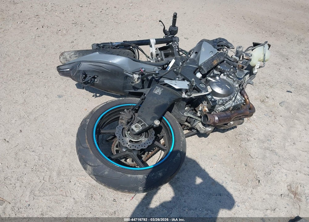 2019 KAWASAKI ZX636 K VIN: JKBZXJG12KA000575
